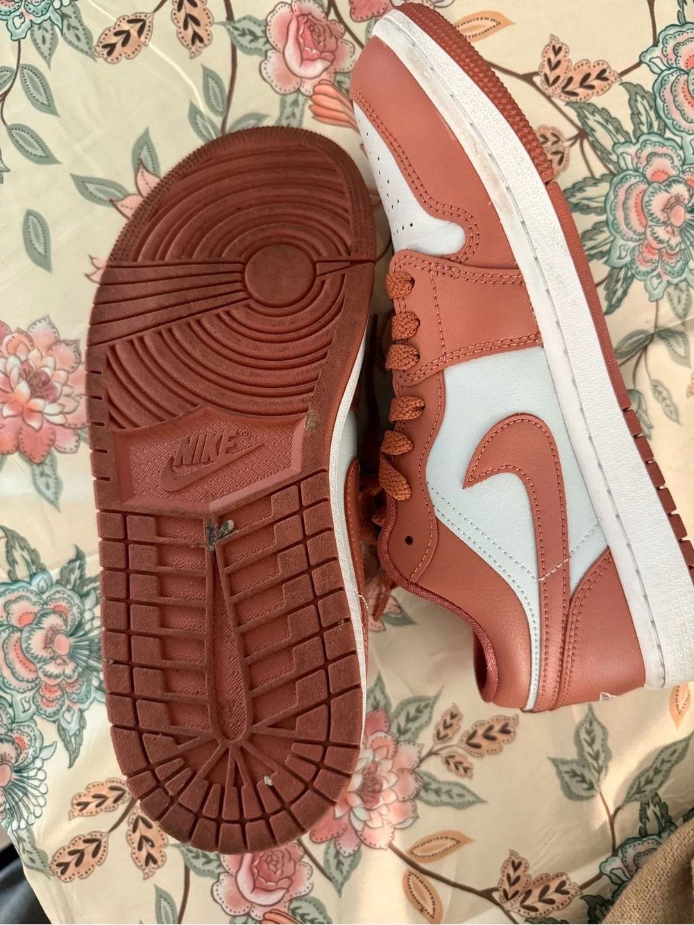 Nike comfortable low